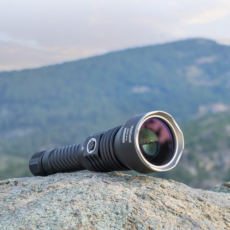 Weltool W5R Pro – 920 Lumen LEP Flashlight with 2.1 Million Candela, 1