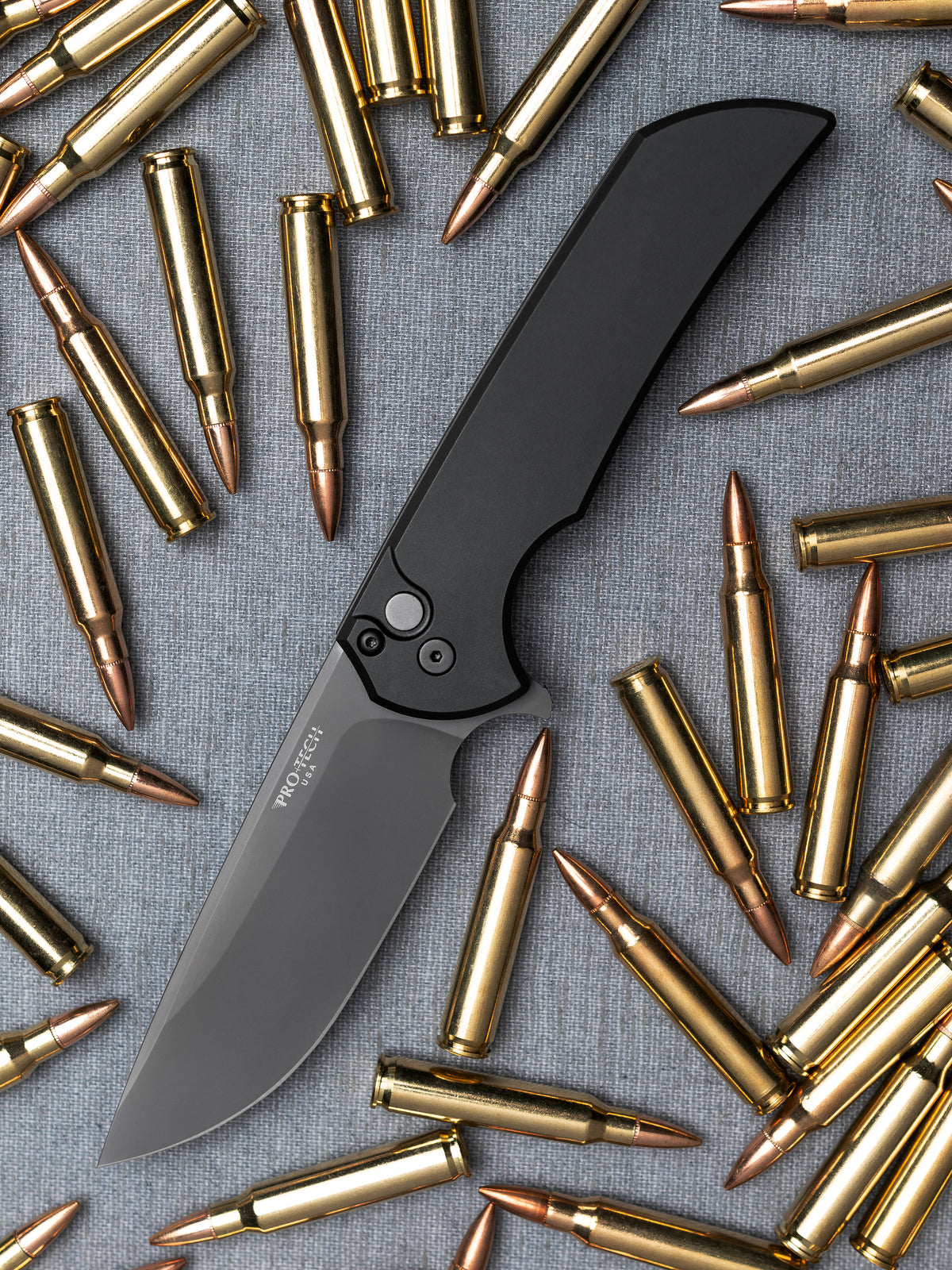 Pro-Tech Mordax Folding Knife - DLC Black Magnacut Blade, Smooth Black