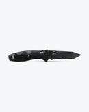Benchmade Barrage 583SBK blade detail – black 154CM tanto combo edge
