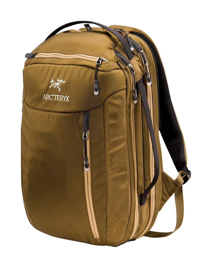 arc'teryx backpack laptop Mantis 26 Built to be used The Blade 20 Backpack (20L) from Arcteryx is made with a thermoformed padded back panel that provides high comfort and support Arc'teryx Mantis 26L Backpack |