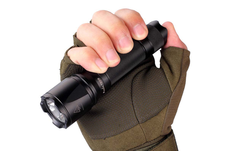 fenix flashlight 900 lumens Fenix TK09 900 Lumen LED Flashlight / 18650 battery included