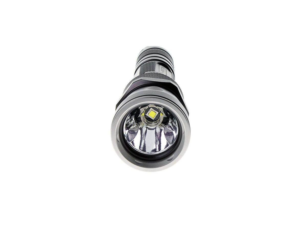 JETBeam RRT26 2 x (R)CR123 / 1 x 18650 CREE XM-L2 1080 Lumen LED Flash